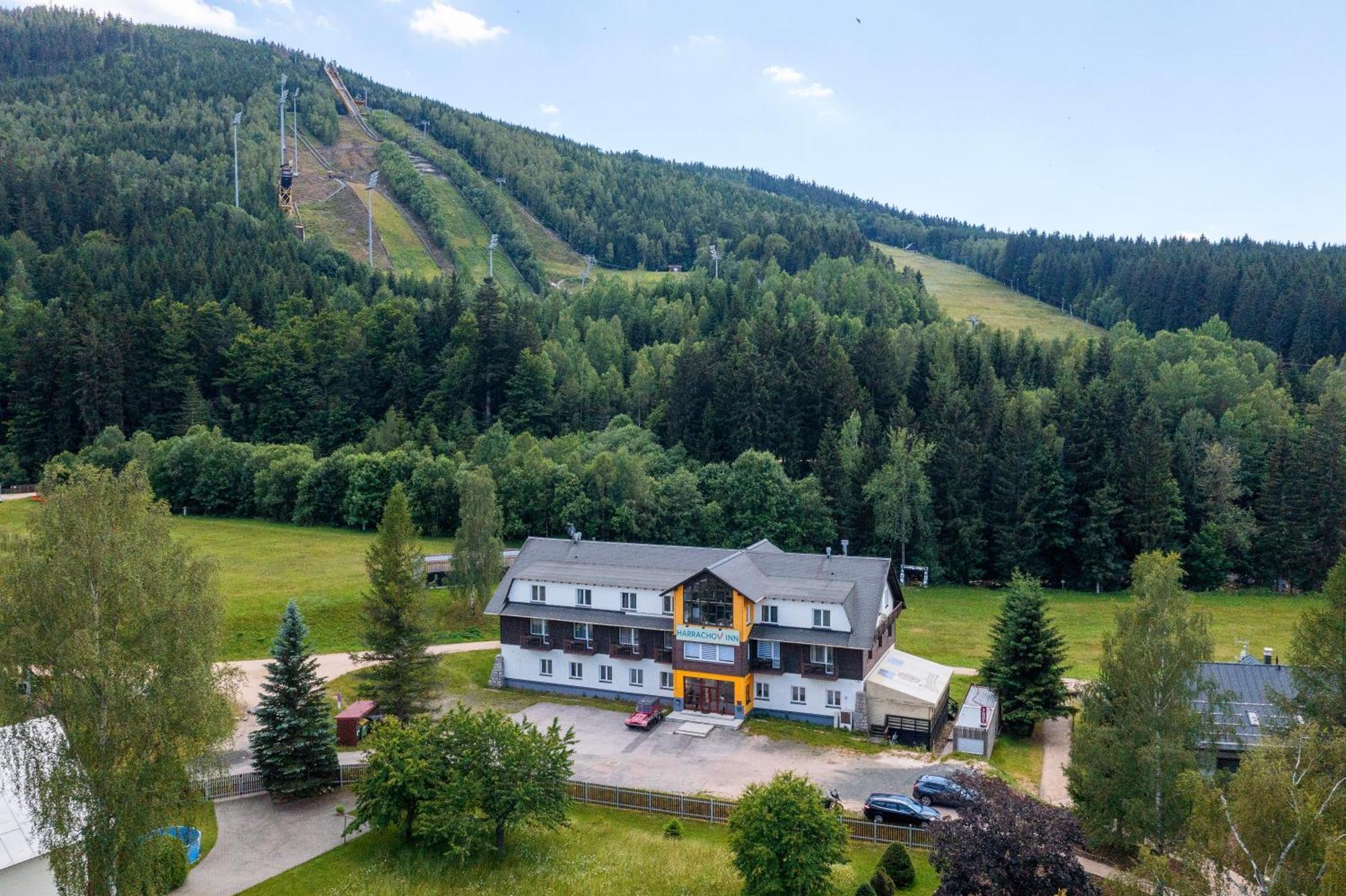 Hotel Harrachov Inn Exterior foto